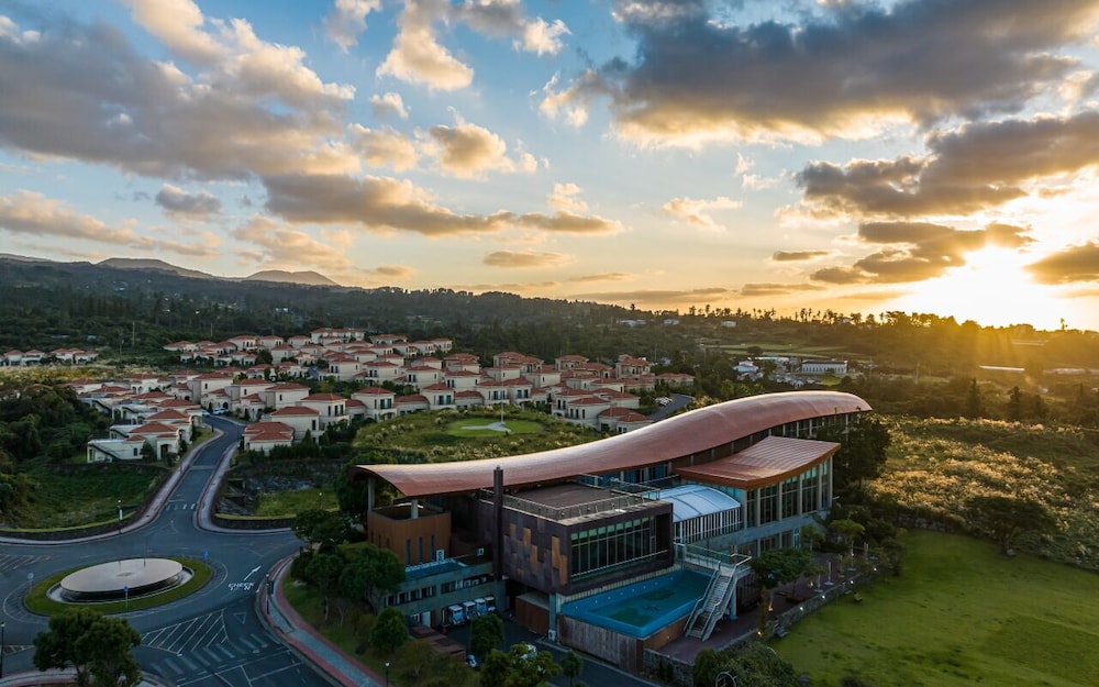 Camphortree Hotel & Resort in Jeju City, South Korea