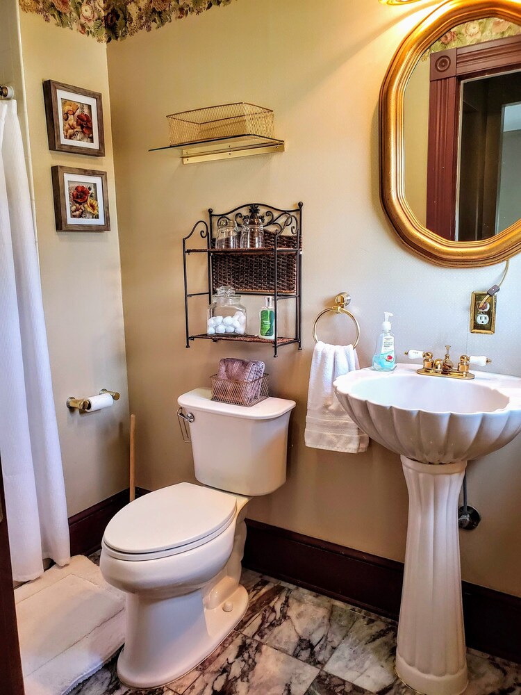 The Claiborne Bed and Breakfast - photo 19
