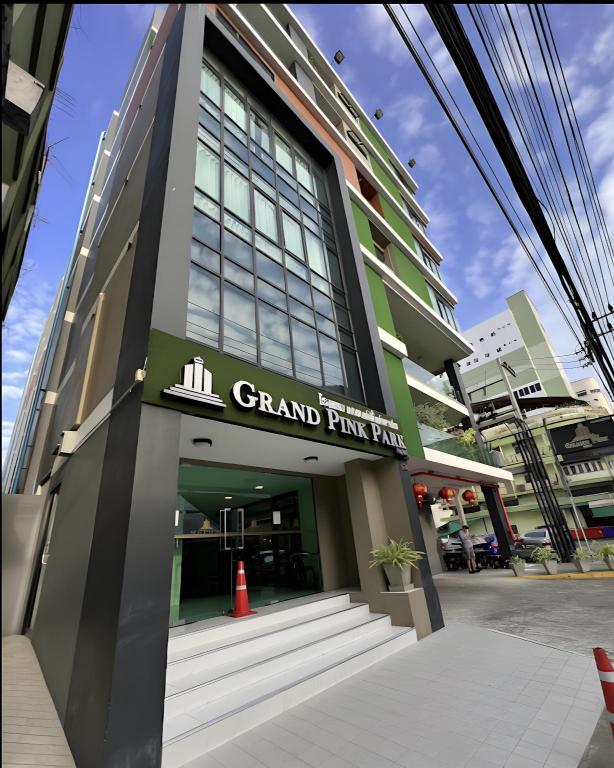 Grandpink park hotel in Hat Yai, Thailand