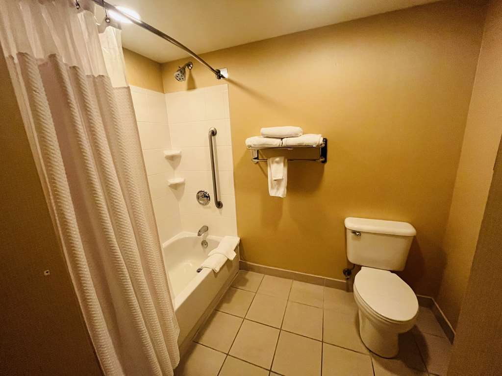 Sonesta Essential Junction City - photo 33