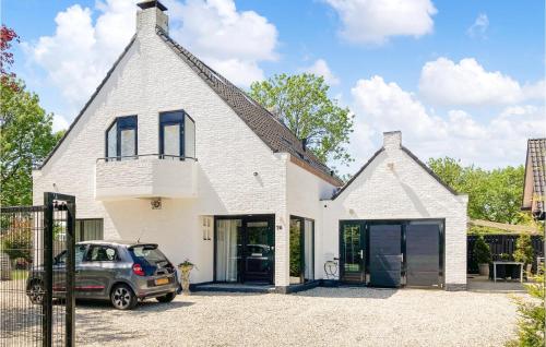 Gorgeous Home In Bunschoten Spakenb