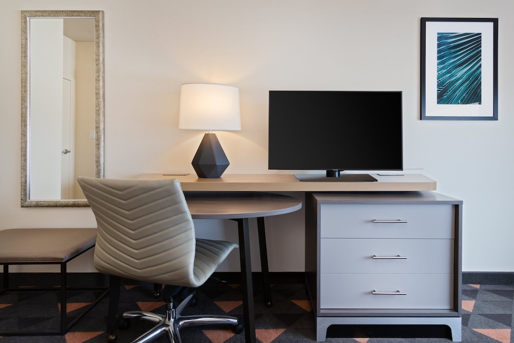 Courtyard by Marriott across Universal Orlando - photo 37