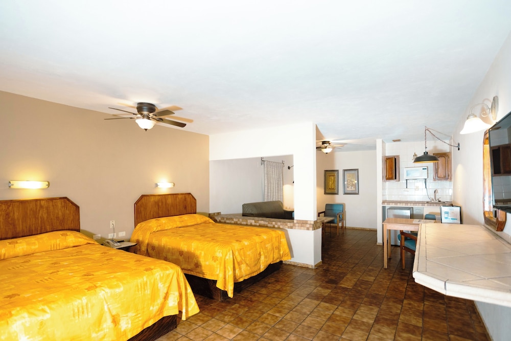Hotel Suites Kino