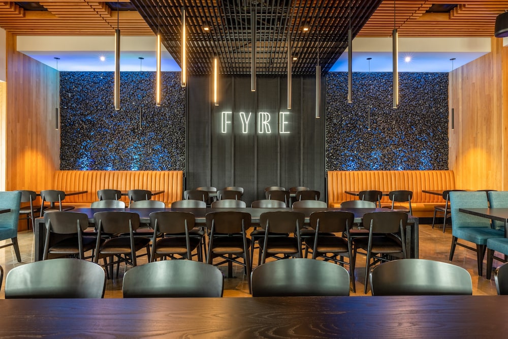 Crowne Plaza Kearney by IHG - photo 54