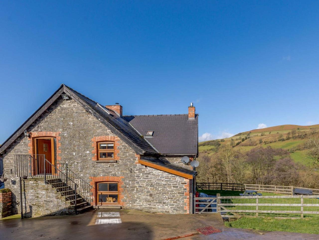 1 Bed in Hay on Wye 81465 in Builth Wells, United Kingdom