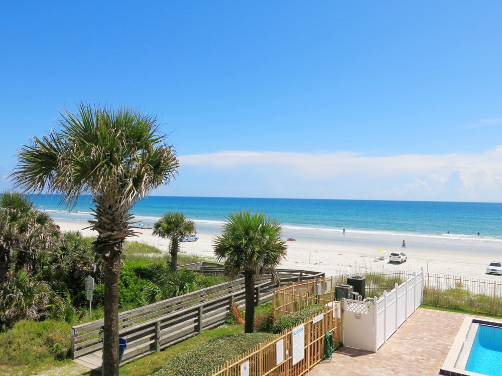 New Smyrna Waves By Exploria Resorts in New Smyrna Beach, United States