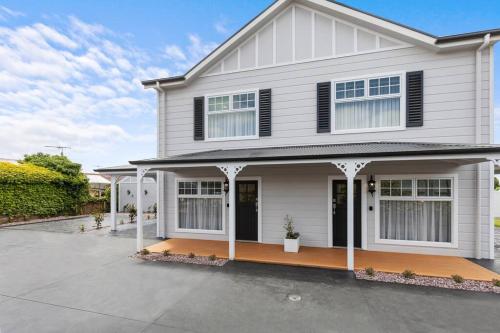 Foxmount Estate Astrid — 4-Star Luxury Hotel in Mount Gambier, Australia