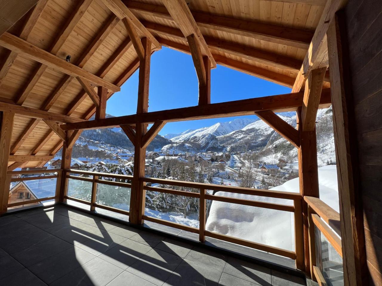 Chalets Aoki — 4-Star Luxury Hotel in Valloire, France