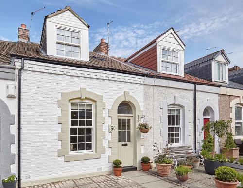 Boutique Fisherman s Cottage — 4-Star Luxury Hotel in North Shields, United Kingdom
