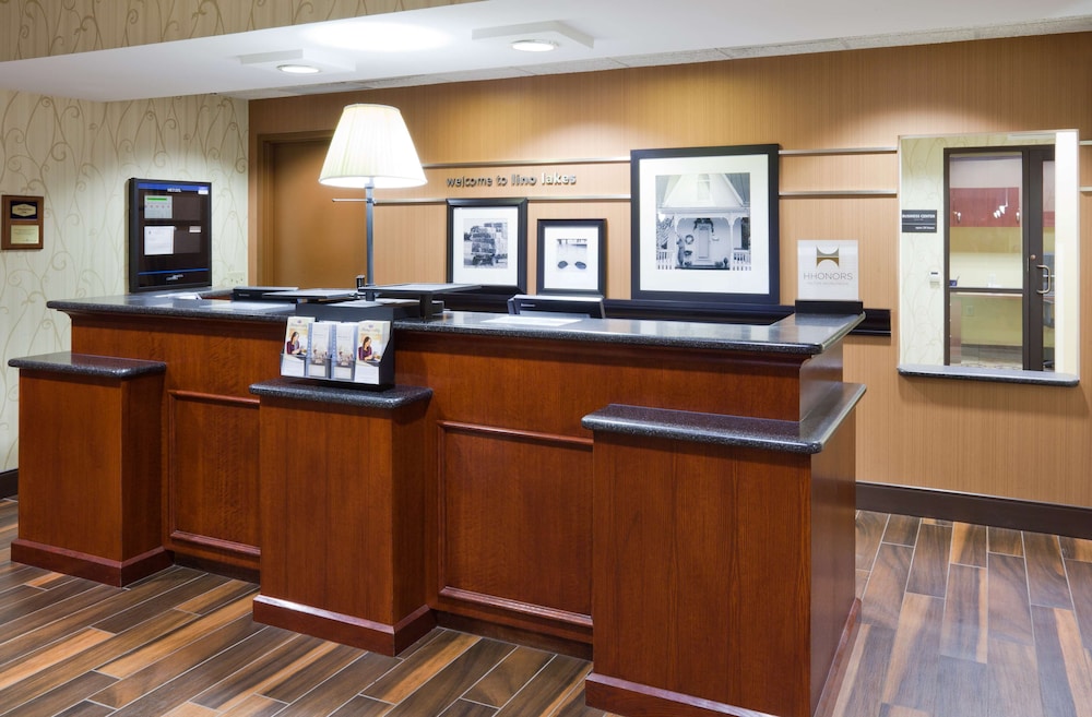 Hampton Inn & Suites Lino Lakes - photo 3