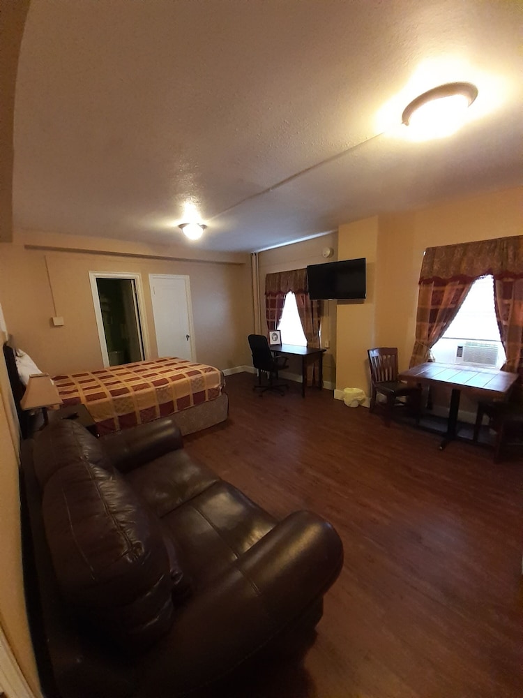 Tioga Extended Stay Hotel - photo 7