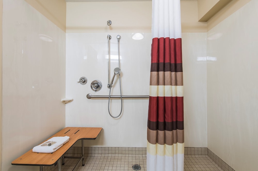 Red Roof Inn Seattle Airport SEATAC - photo 29