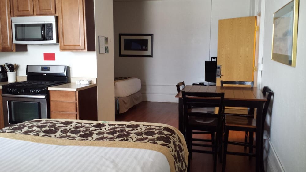 Sage Motel - photo 16