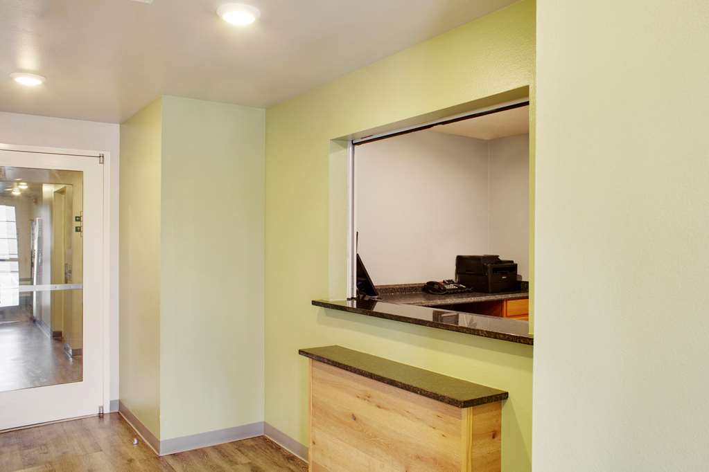 WoodSpring Suites Conroe - photo 5