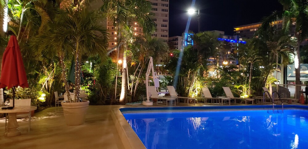Ocean Mile Hotel - photo 22