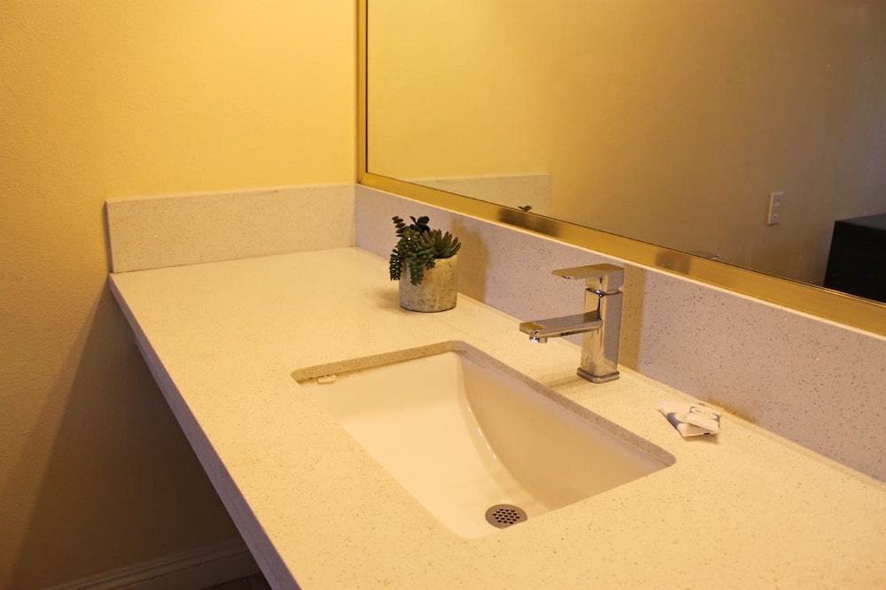 Royla Motel - photo 19