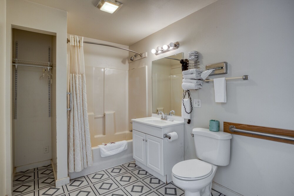OYO Hotel Heber Springs Lakeside - photo 31