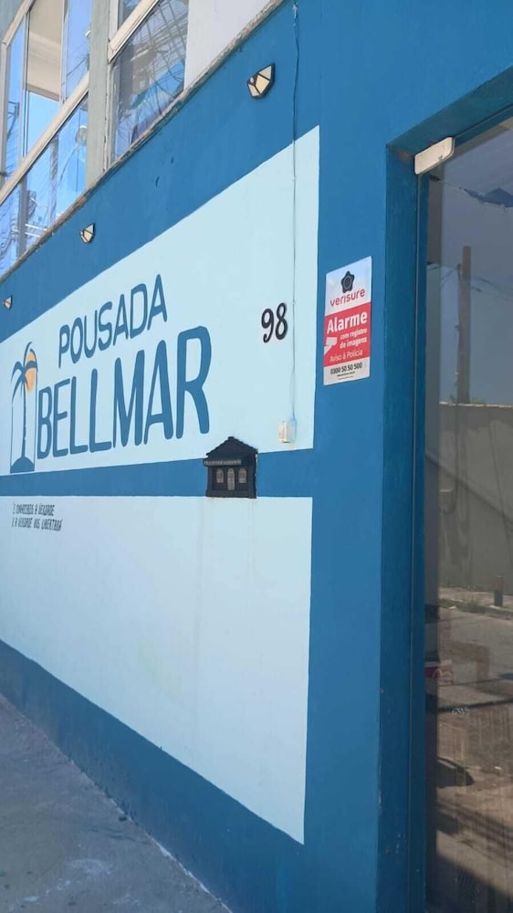 Pousada Bellmar Praia Peró 5 min andando in Cabo Frio, Brasil
