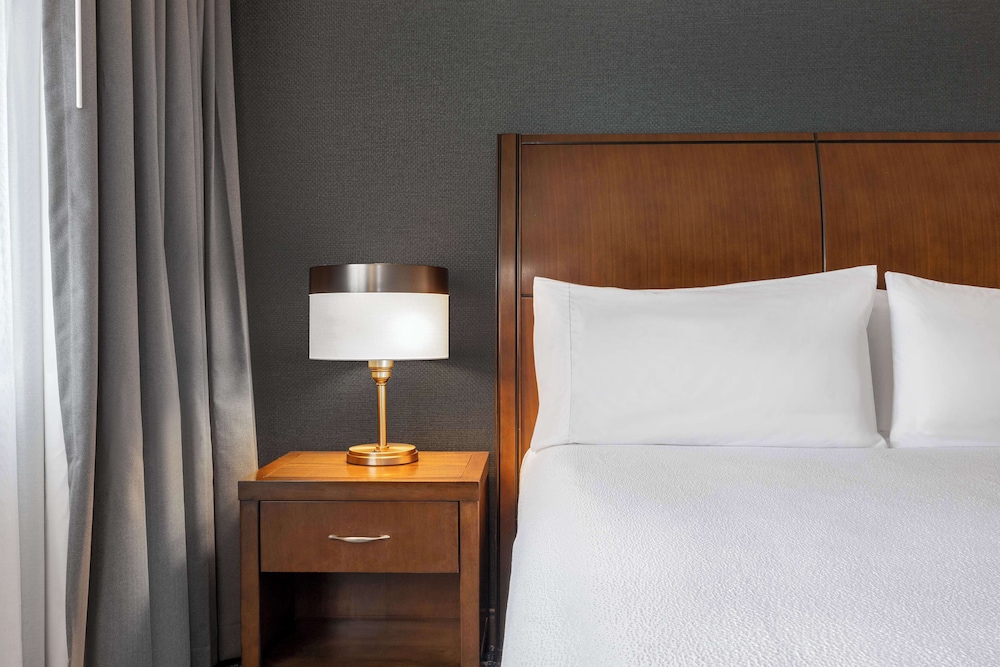Hilton Garden Inn Burlington Downtown - photo 19