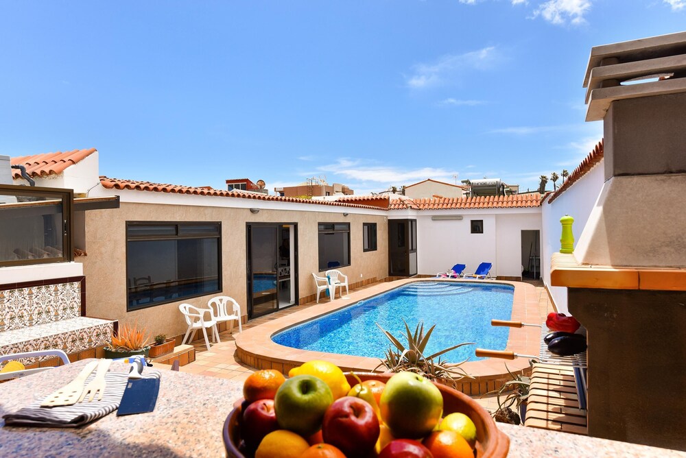 Beach House at Playa del Hombre — 5-Star Luxury Hotel in Telde, Spain