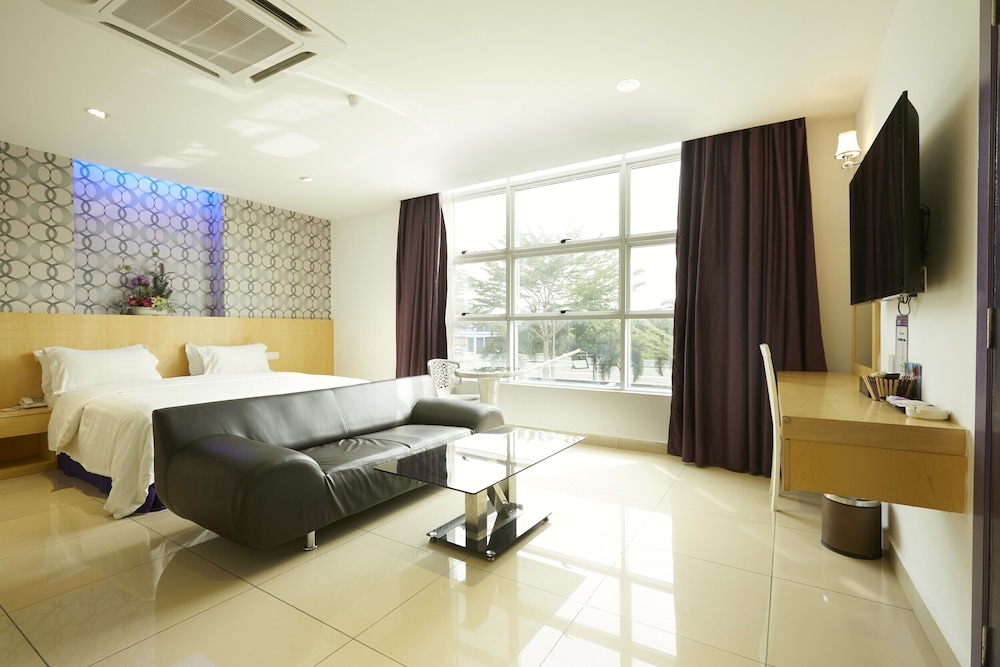 East Sun Hotel Sekinchan in Sabak Bernam, Malaysia