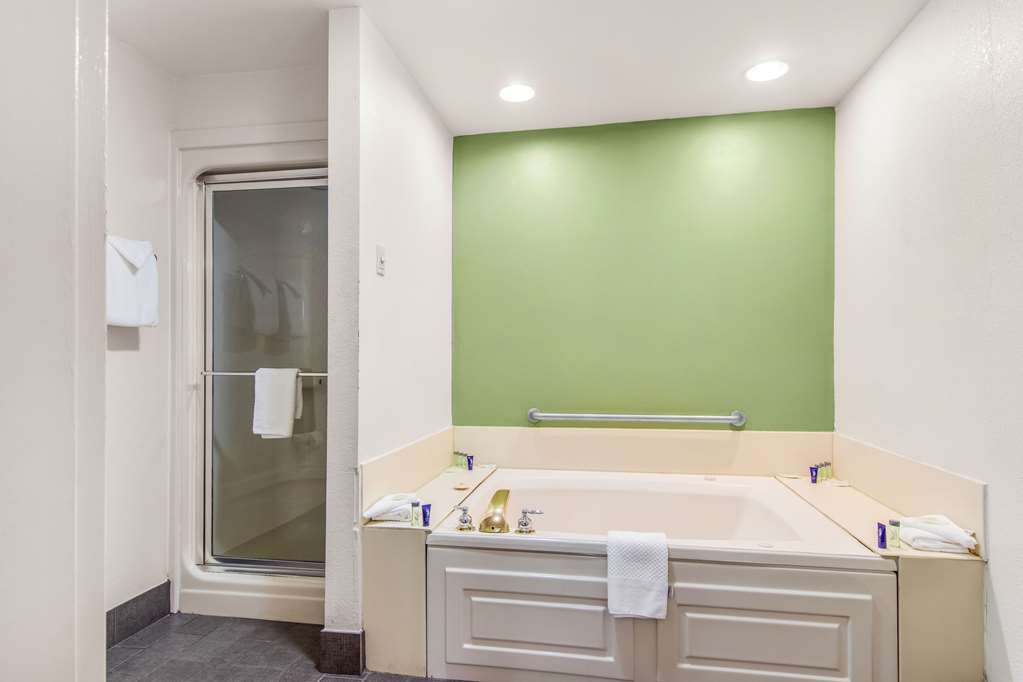 Sleep Inn Austintown Youngstown West - photo 23