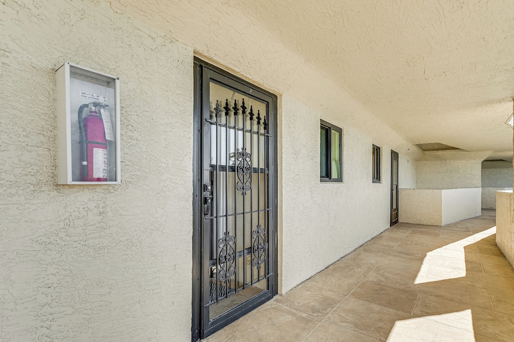 Balcony & Resort Amenities: Gulf Coast Escape - photo 20