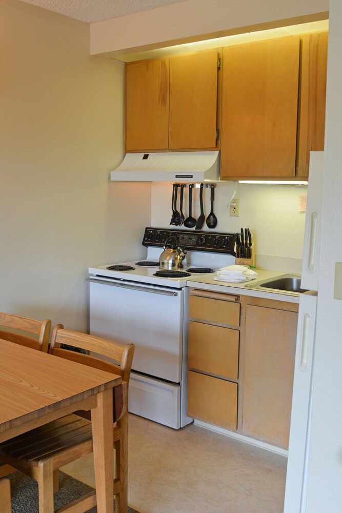 Surfcrest Resort - photo 15
