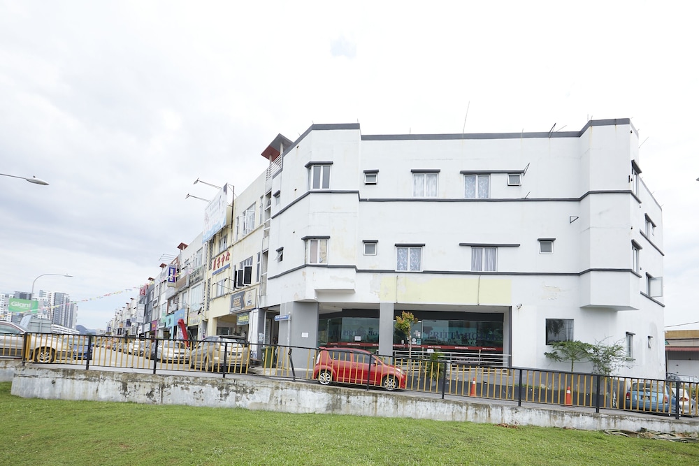 Hotel Pritty - carbon neutral hotel in Kuala Lumpur