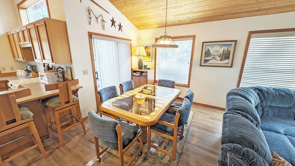 Coyote 7 in Bend, United States