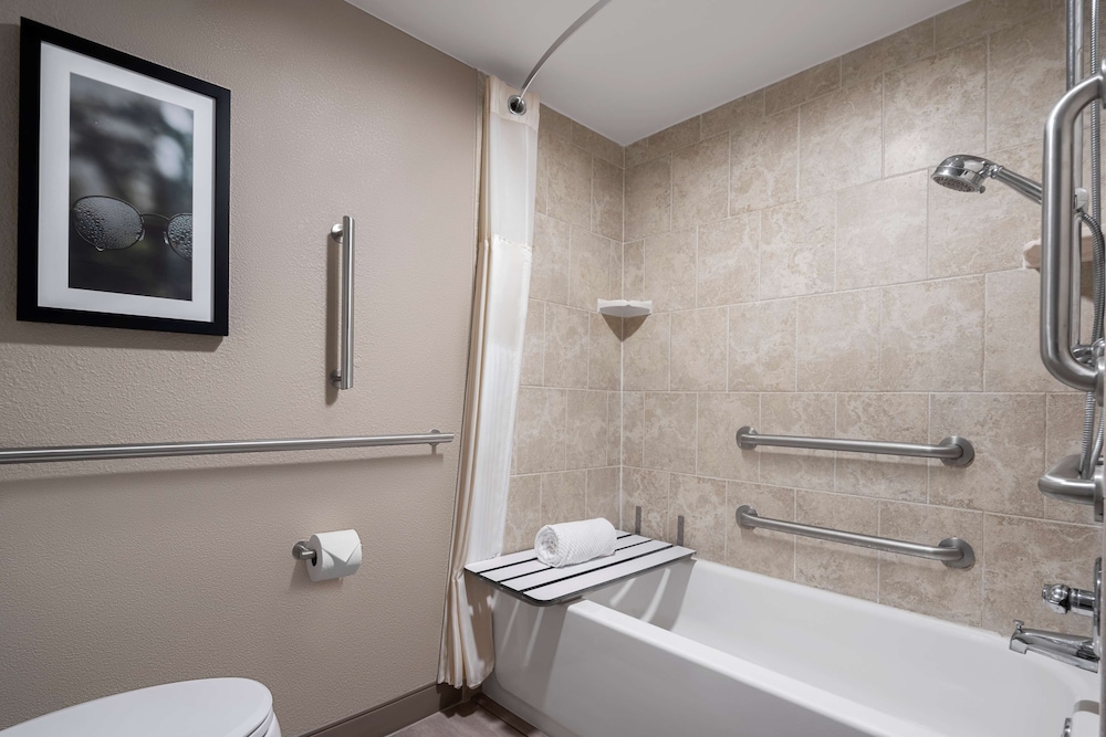 The Alloy King of Prussia a DoubleTree by Hilton - photo 28