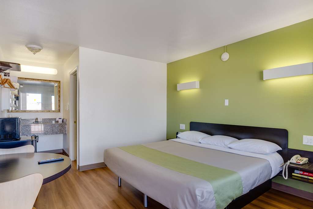 Motel 6 El Paso TX West - photo 19