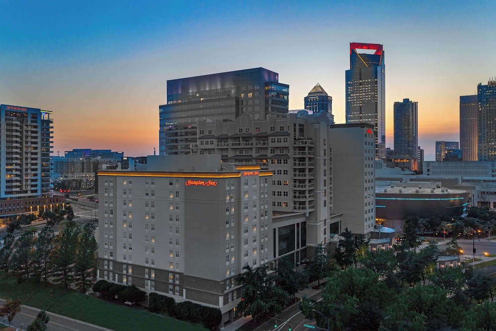 Hampton Inn Charlotte Uptown - photo 41