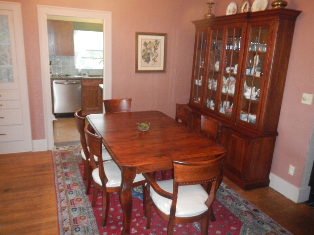 Ludington Blue Spruce Inn - photo 22