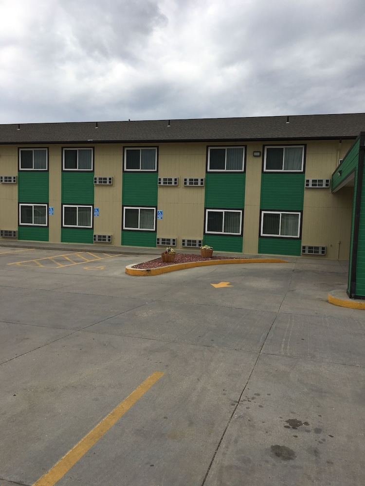 Cheyenne Guest Inn - photo 24