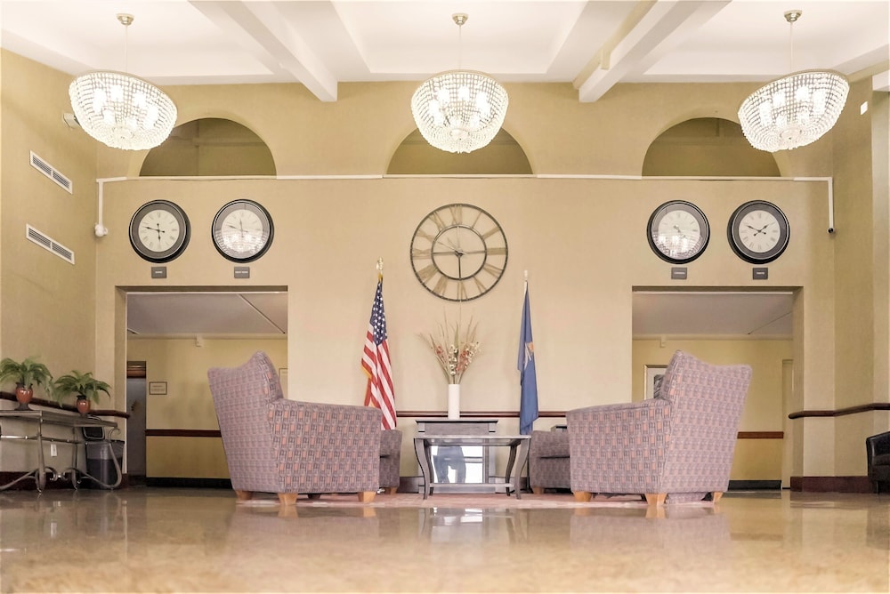 Economy Hotel Plus Wichita - photo 3