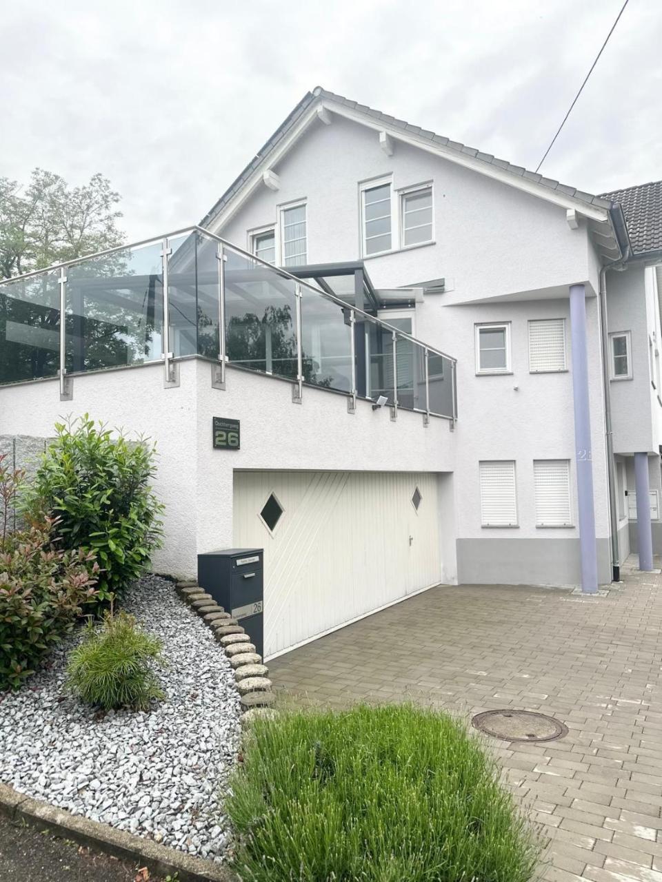 Moderne Feriensuite Reutlingen — 4-Star Luxury Hotel in Reutlingen, Germany