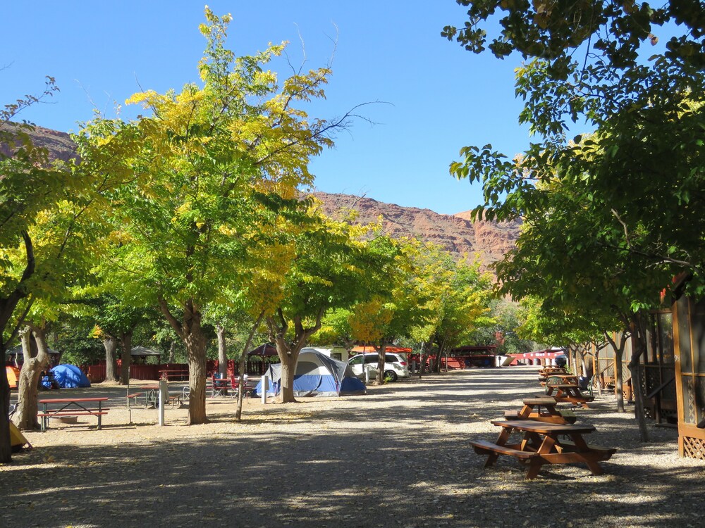 Sun Outdoors Moab Downtown - photo 17