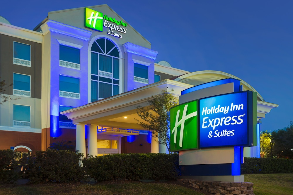 Holiday Inn Express Hotel & Suites Tampa Fairgrounds Casino by IHG - photo 54