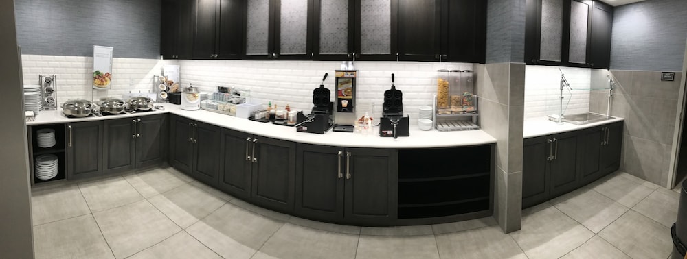 Residence Inn by Marriott Lincoln South - photo 34