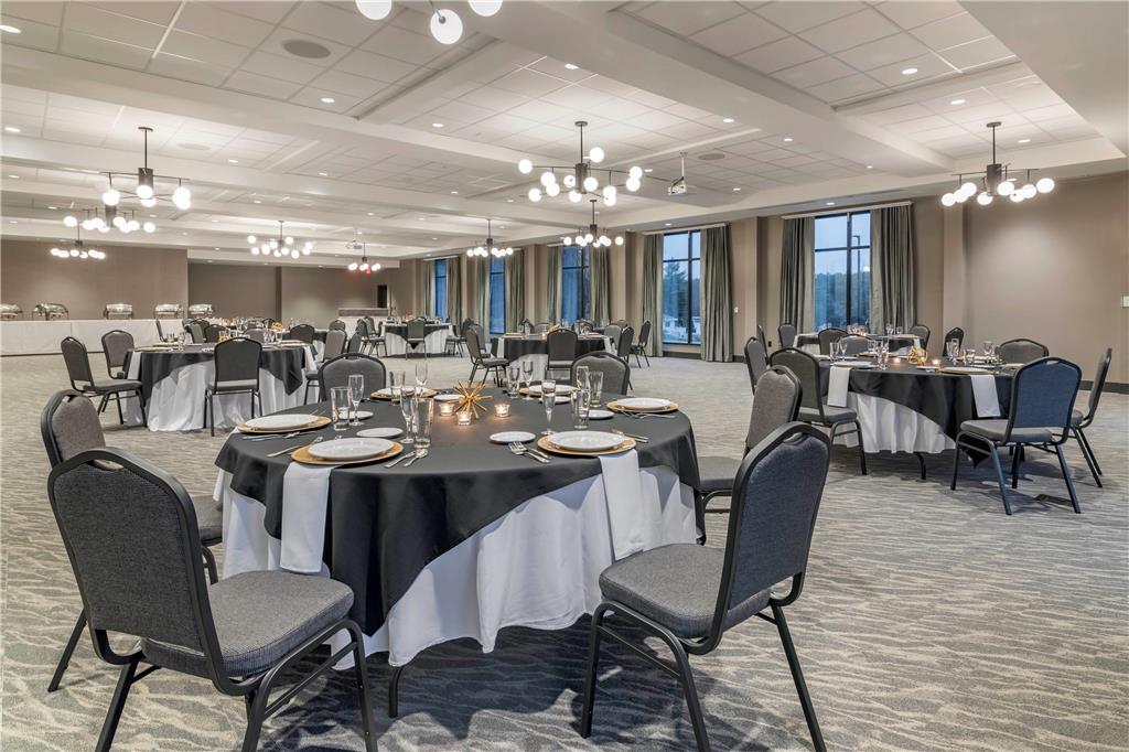 Cambria Hotel Lake Placid Lakeside Resort - photo 82