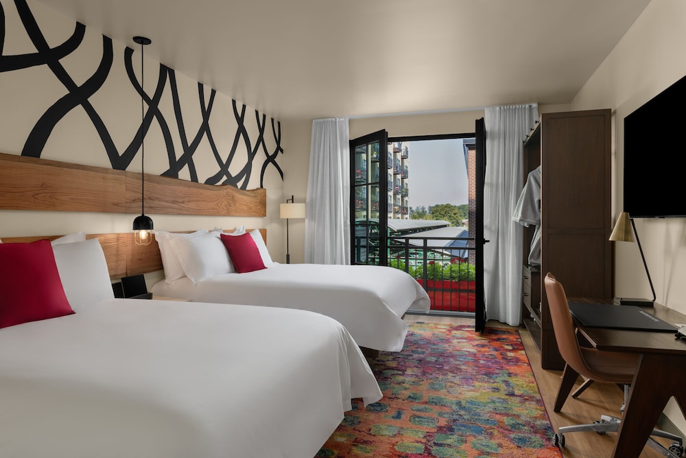 The Gordon Hotel - photo 8
