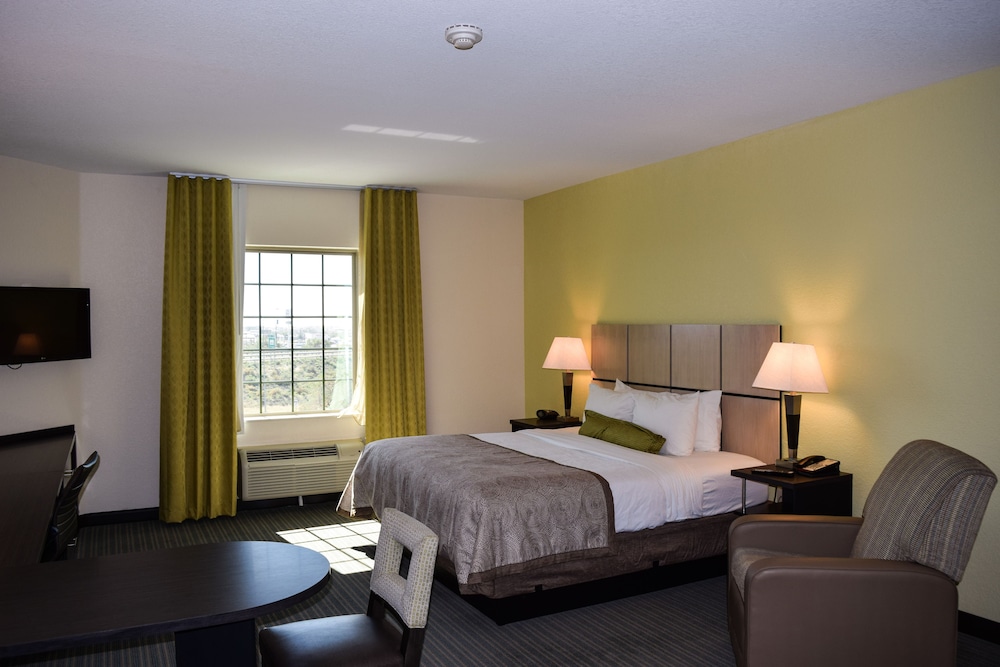 Candlewood Suites Monahans by IHG - photo 16