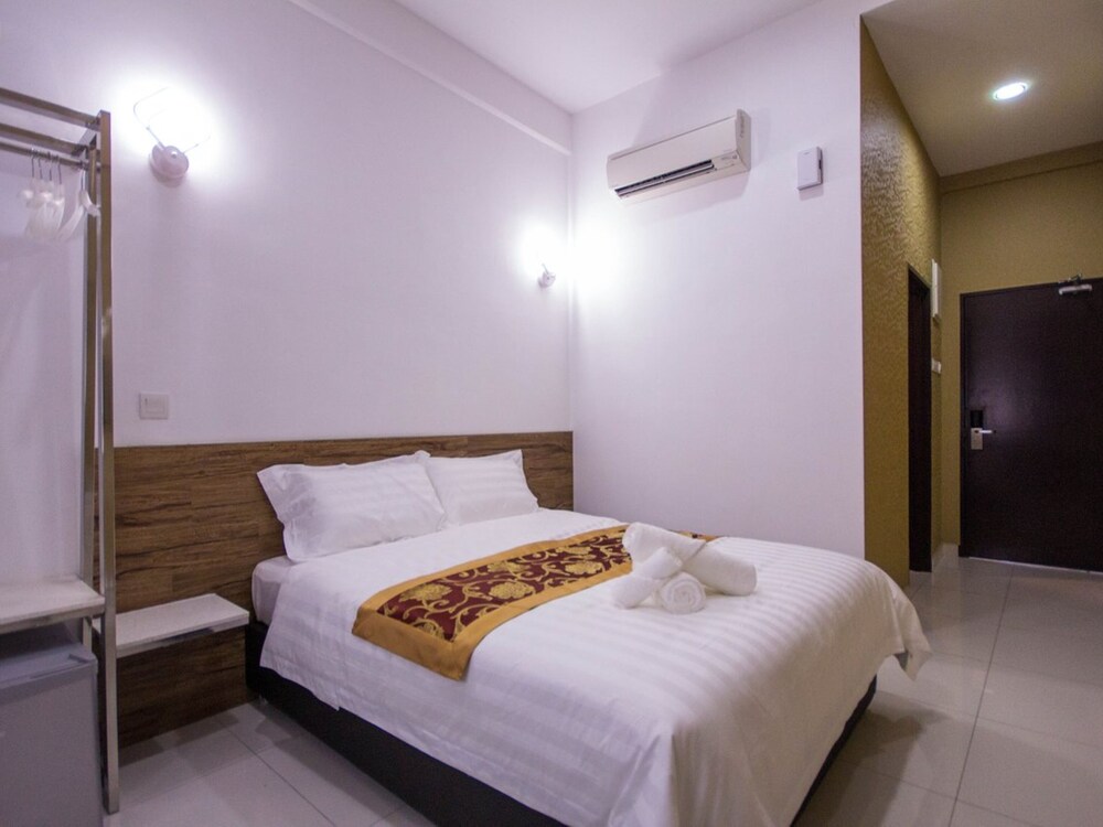 Capital O 89647 Atta Hotel in George Town, Malaysia