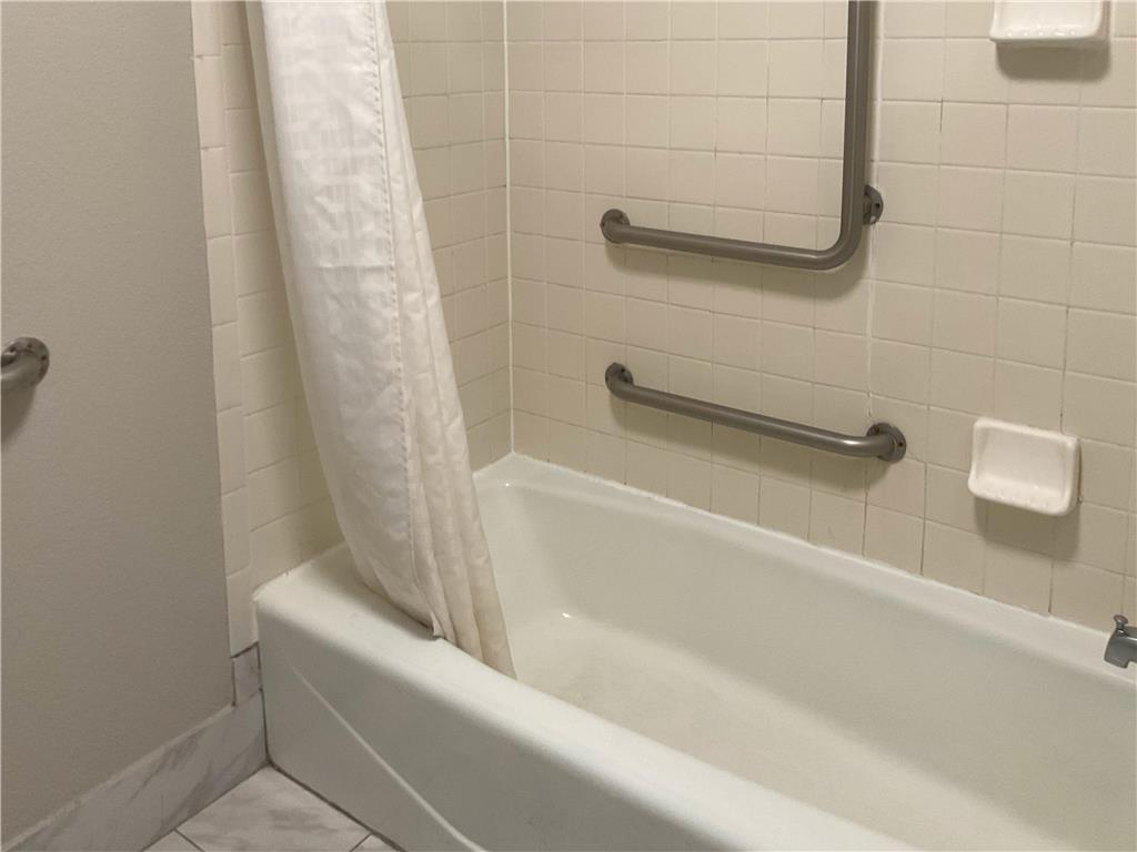OYO Hotel Baton Rouge Mid City - photo 19