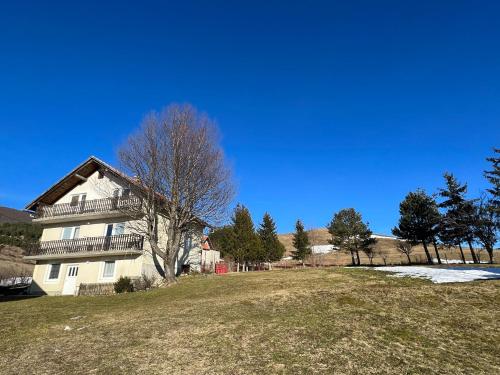Kupres Desktop mountain house — 4-Star Luxury Hotel in Kupres, Bosnia and Herzegovina