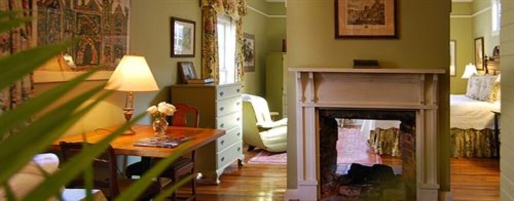 Rothschild Pound House Inn - photo 3