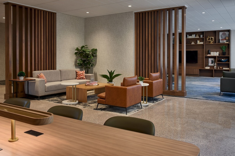 Sheraton Reston Hotel - photo 5