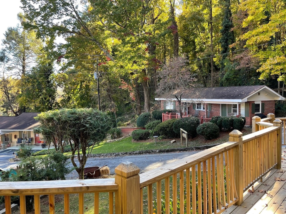 Mountain Aire Cottages & Inn - photo 148