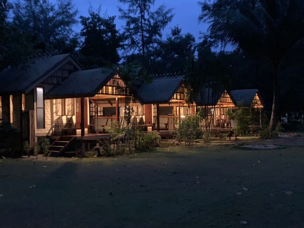PAN Beachfront Resort Krabi - last minute hotel in Krabi
